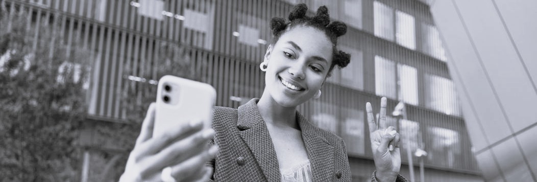 From #Ad to Admonished:  The ACCC’s First Swipe at Influencer Reviews